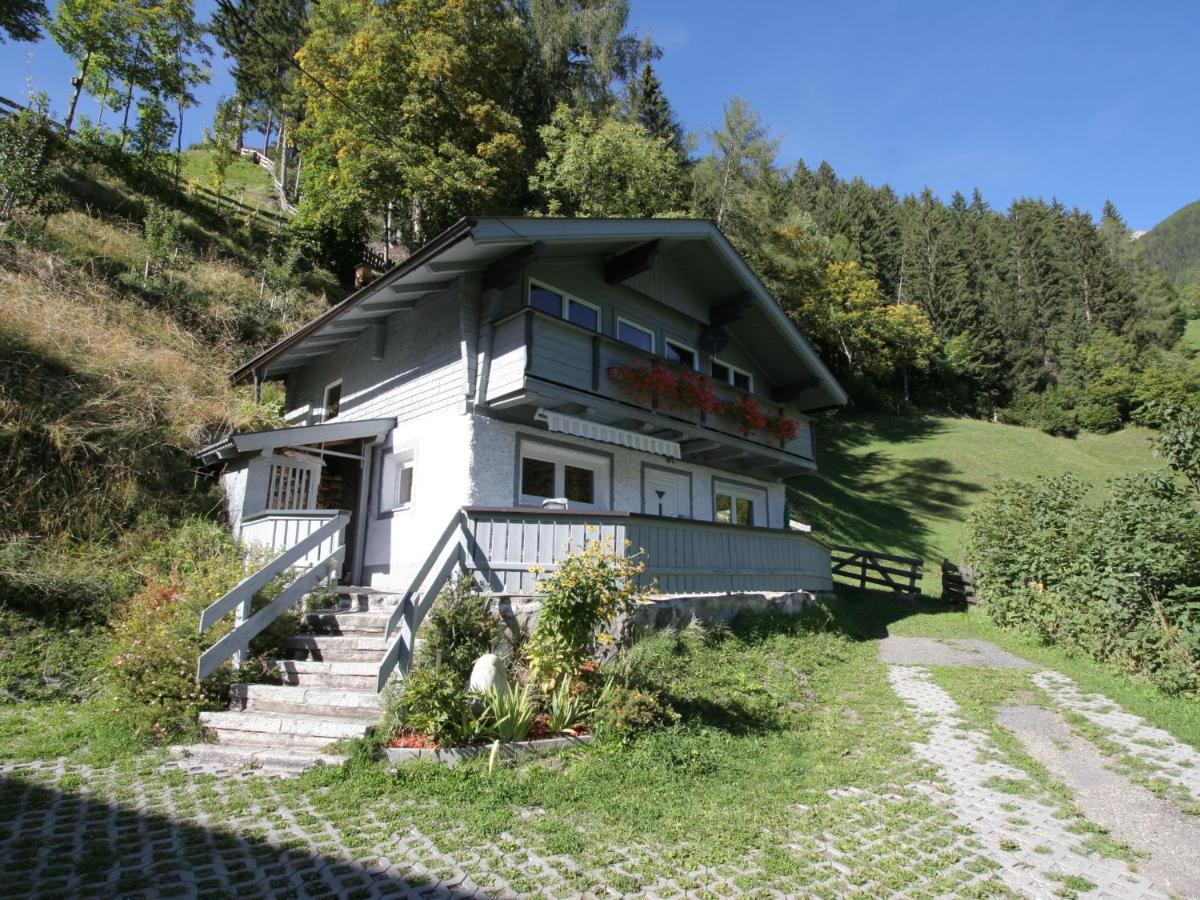 Lovely Holiday Home In Matrei In The Mountains Matrei in Osttirol Bilik gambar