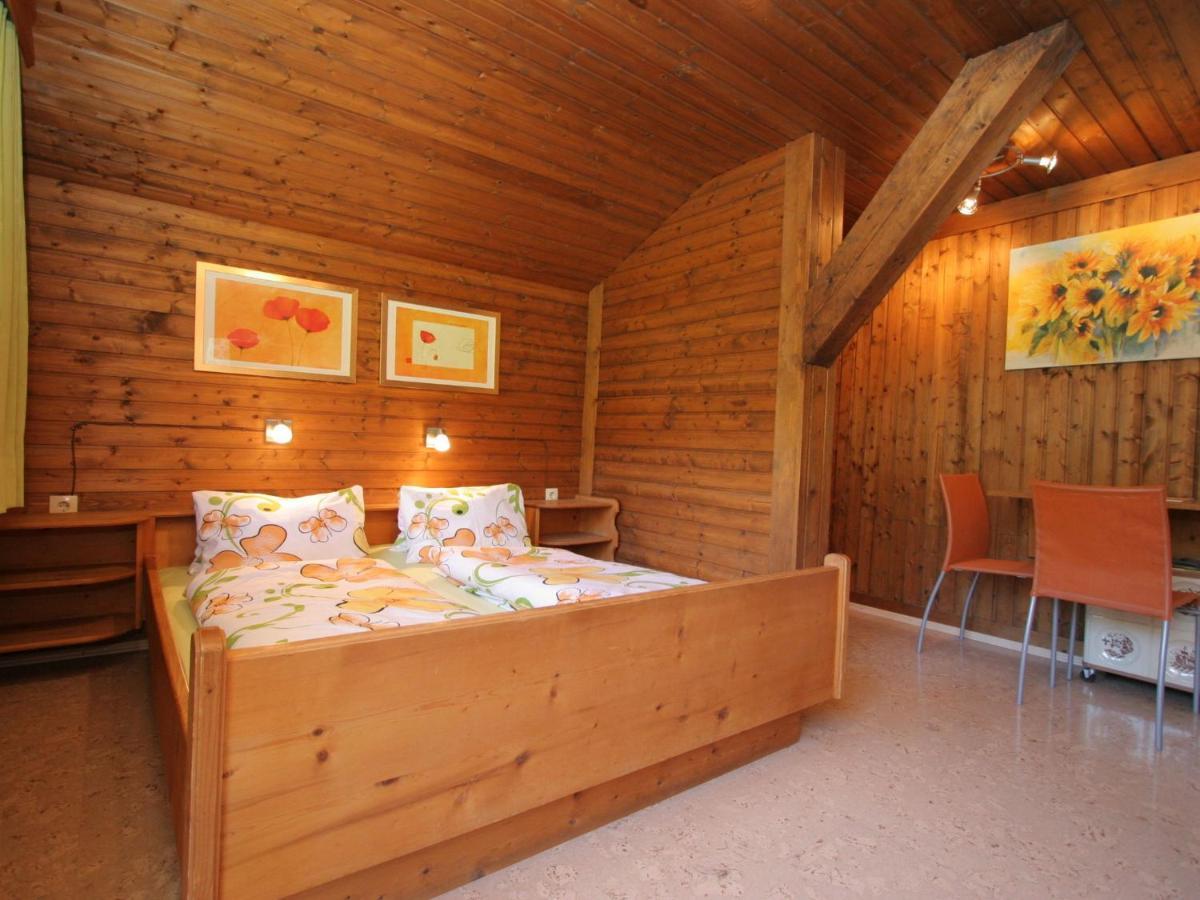 Lovely Holiday Home In Matrei In The Mountains Matrei in Osttirol Bilik gambar